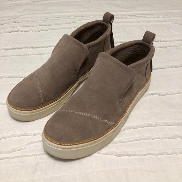 TOMS Moccasins Slip On Booties - Picture 2 of 4